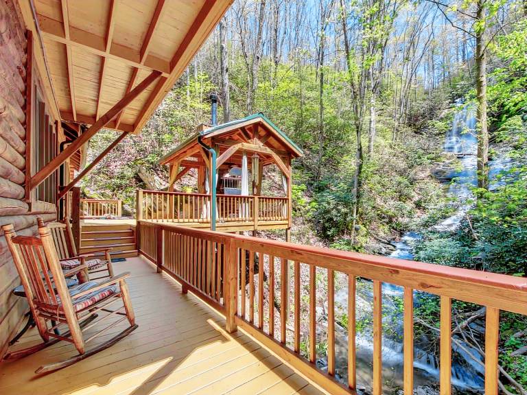 Cabin  Cocke County