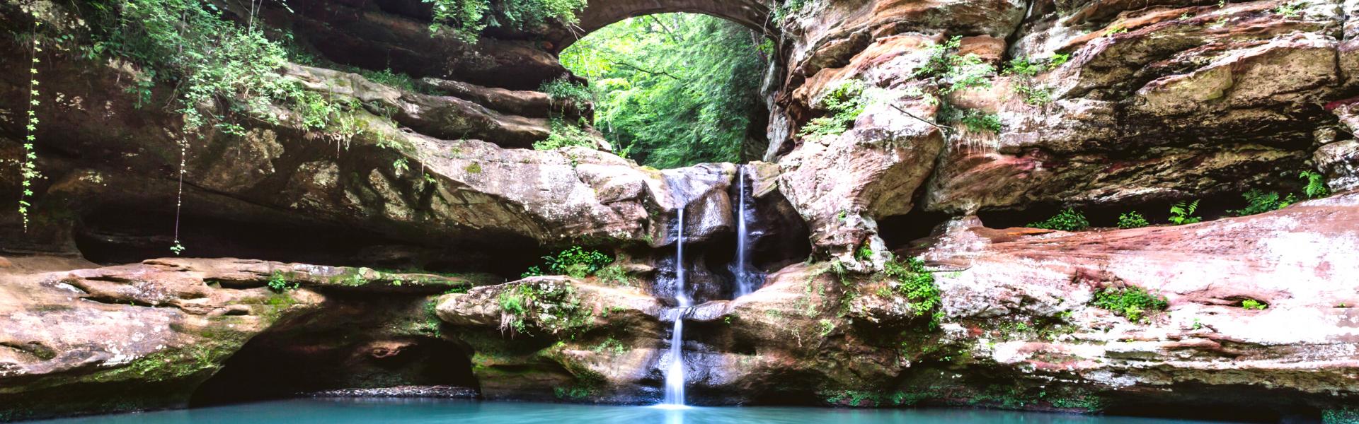 Cabin rentals in Hocking Hills, OH - HomeToGo