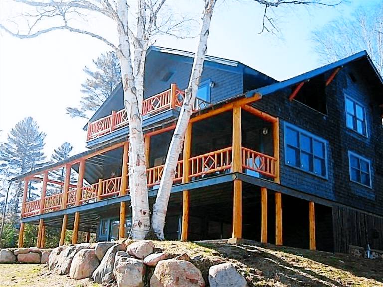 Cabin Lake Placid